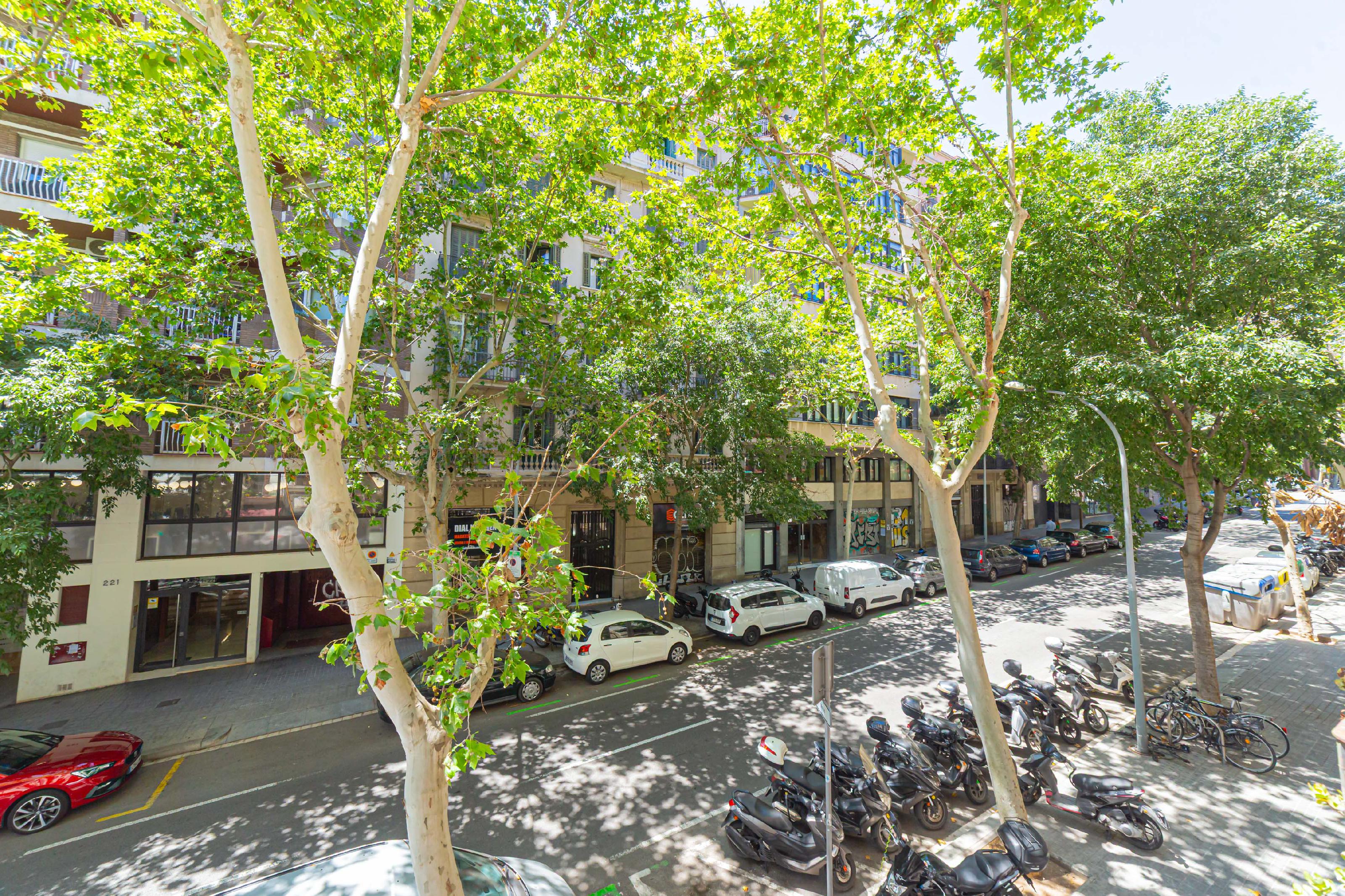 Imagen 32 Piso en venta en Barcelona / Roger de Flor - Rosselló