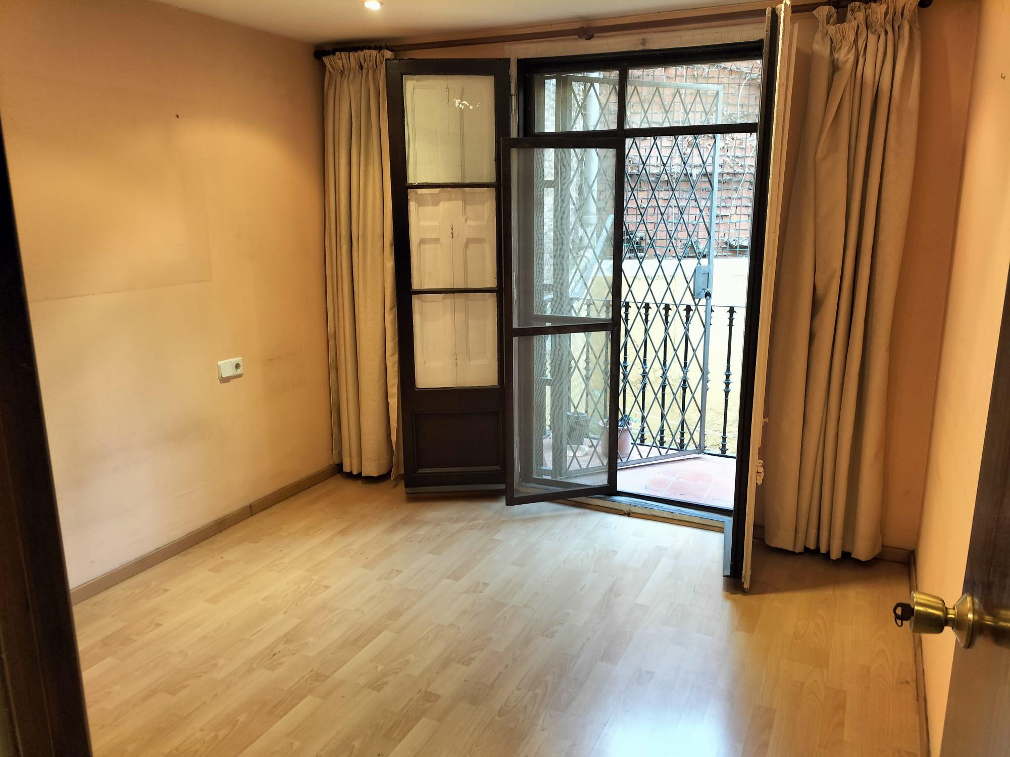 Imagen 3 Piso en venta en Barcelona / Consell de Cent 