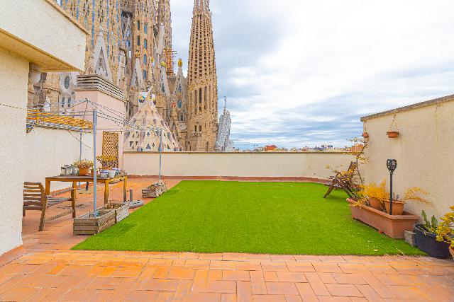 Imagen 1 Inmueble 293664 - Ático en venta en Barcelona / Provença - Sardenya (delante de La Sagrada Familia)