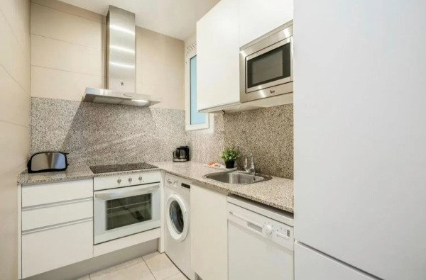 Imagen 5 Inmueble 295142 - Piso en venta en Barcelona / Frente a la Basílica de la Sagrada Familia.