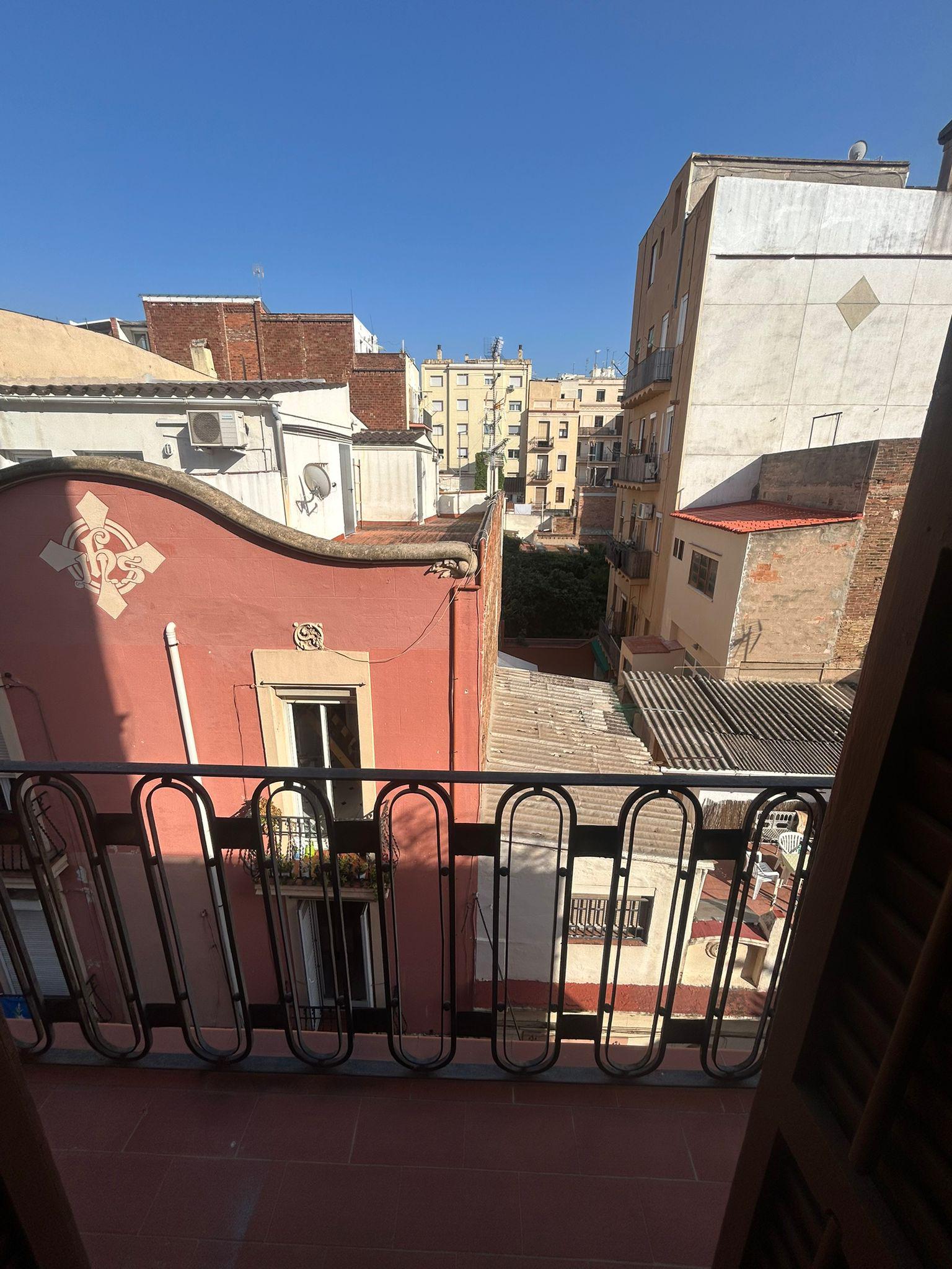 Imagen 4 Piso en venta en Barcelona / Perill - Milà i Fontanals