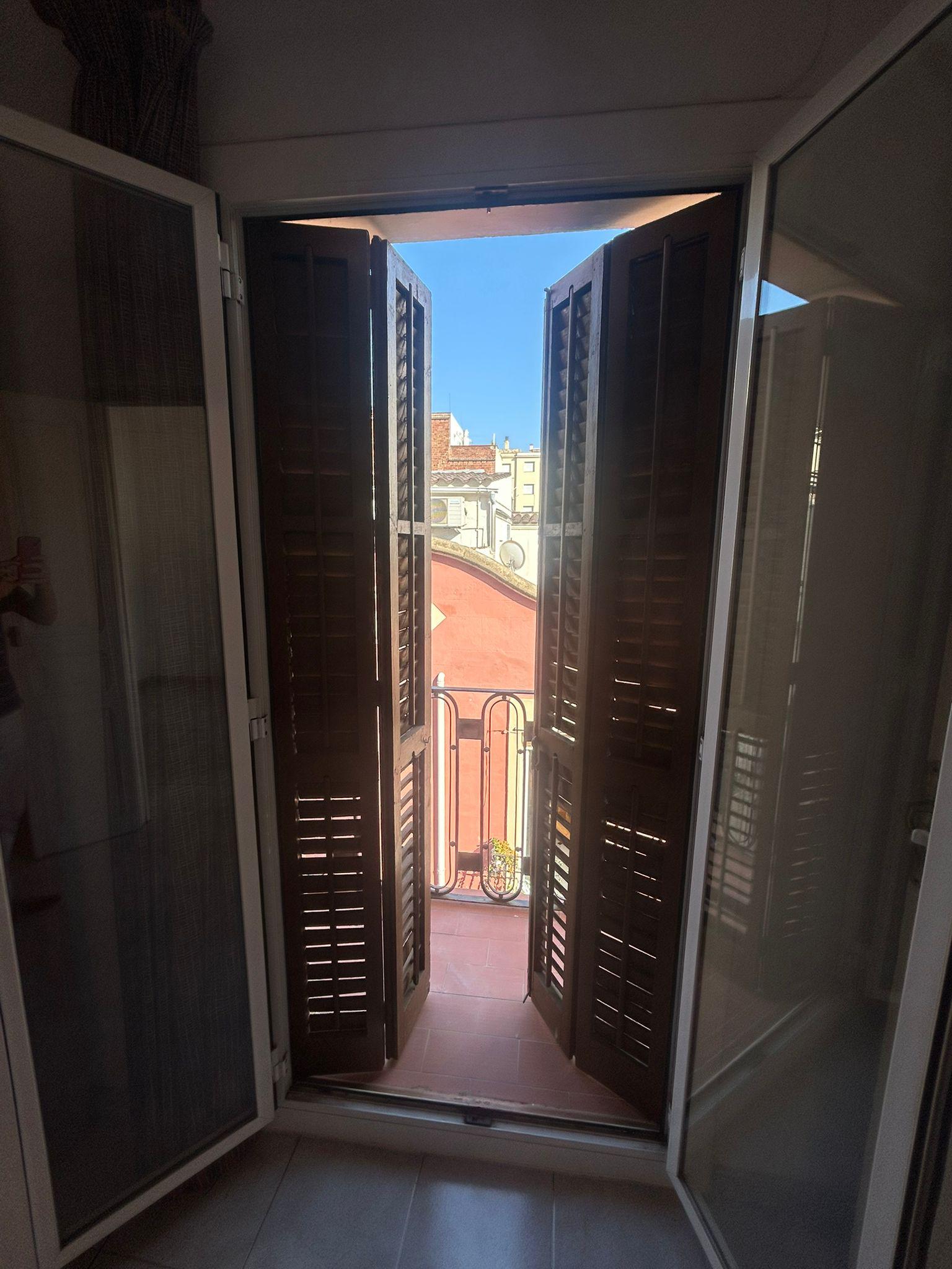 Imagen 2 Piso en venta en Barcelona / Perill - Milà i Fontanals