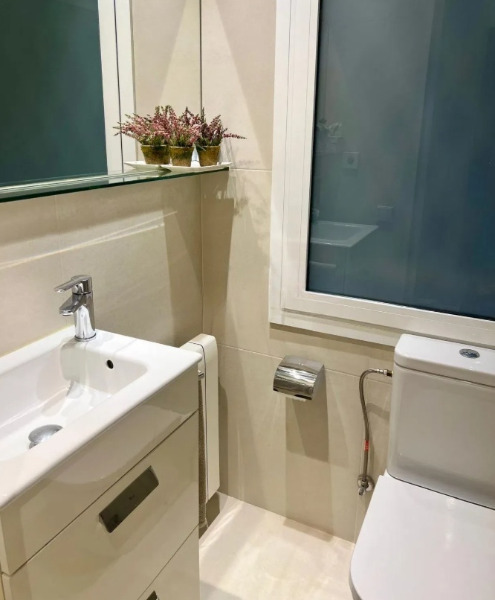 Imagen 7 Piso en venta en Barcelona / Esquina con Via Augusta