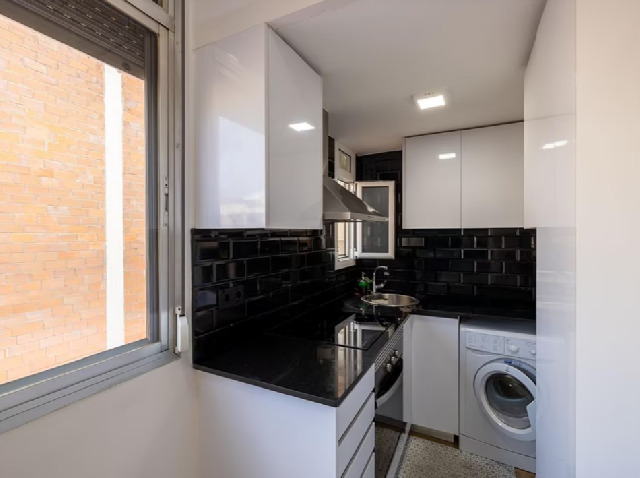 Imagen 8 Inmueble 296026 - Piso en venta en Barcelona / Muy próximo al Hospital Clínico de Barcelona