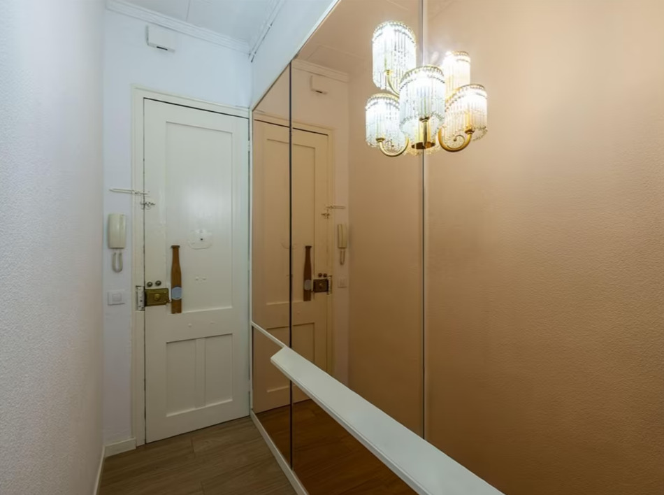 Imagen 9 Piso en venta en Barcelona / Muy próximo al Hospital Clínico de Barcelona