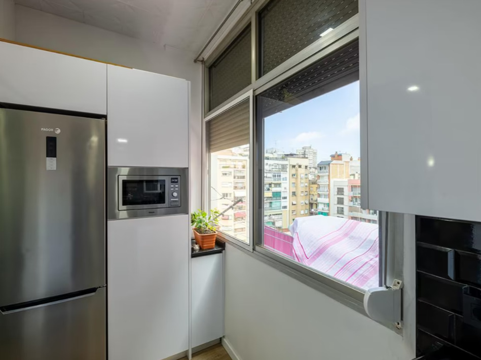 Imagen 13 Piso en venta en Barcelona / Muy próximo al Hospital Clínico de Barcelona