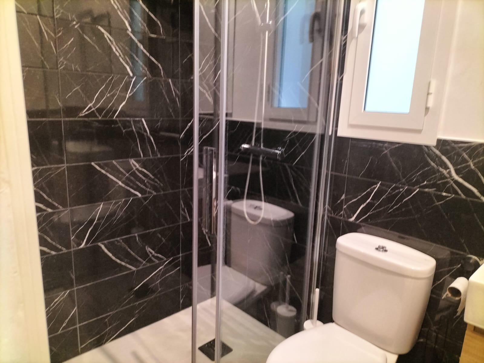 Imagen 25 Piso en venta en Barcelona / Junto Nou de la Rambla