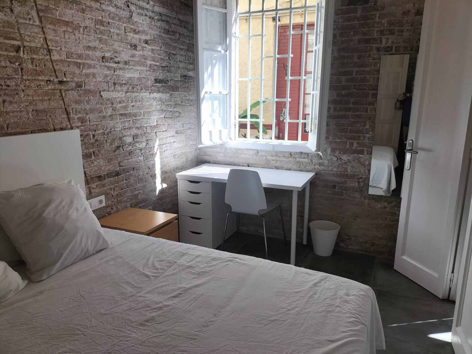Imagen 3 Piso en venta en Barcelona / Junto Nou de la Rambla