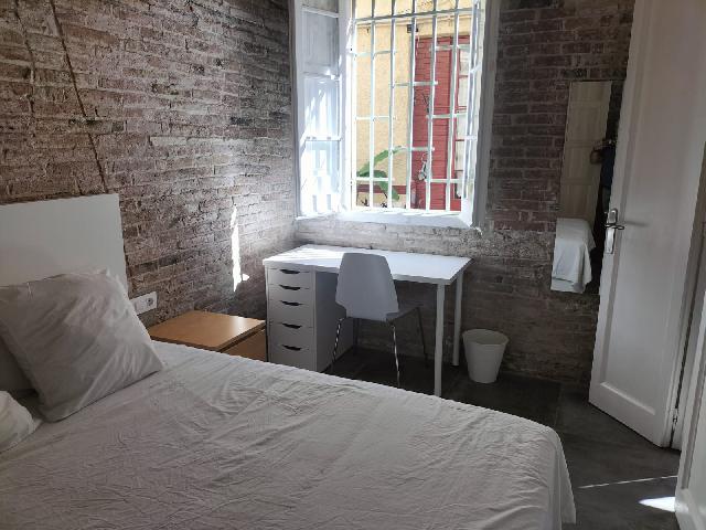 Imagen 3 Inmueble 297413 - Piso en venta en Barcelona / Junto Nou de la Rambla