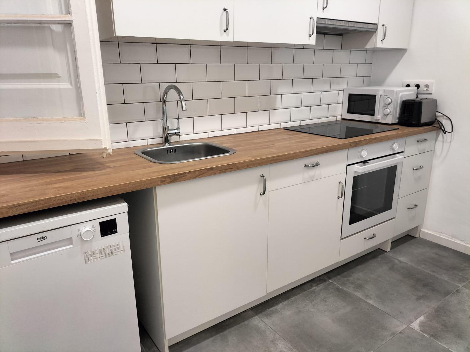 Imagen 4 Piso en venta en Barcelona / Junto Nou de la Rambla