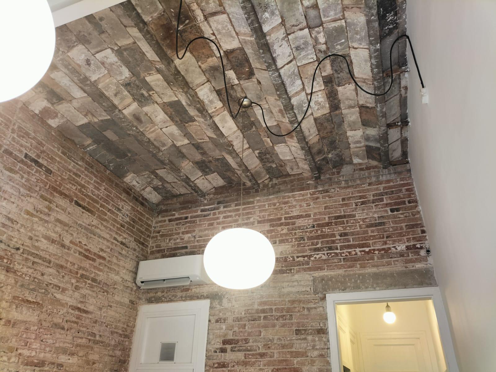 Imagen 24 Piso en venta en Barcelona / Junto Nou de la Rambla