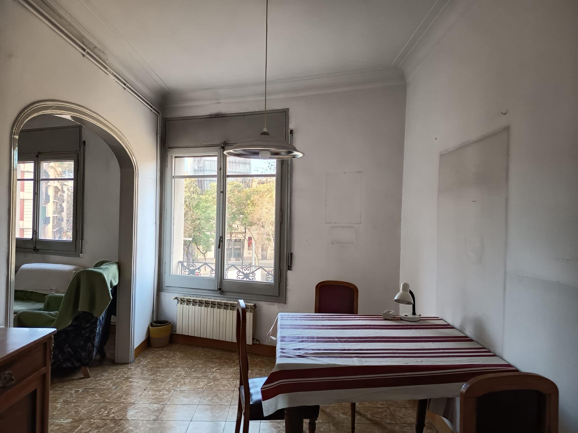 Imagen 15 Piso en venta en Barcelona / Sant Pau - Paral.lel