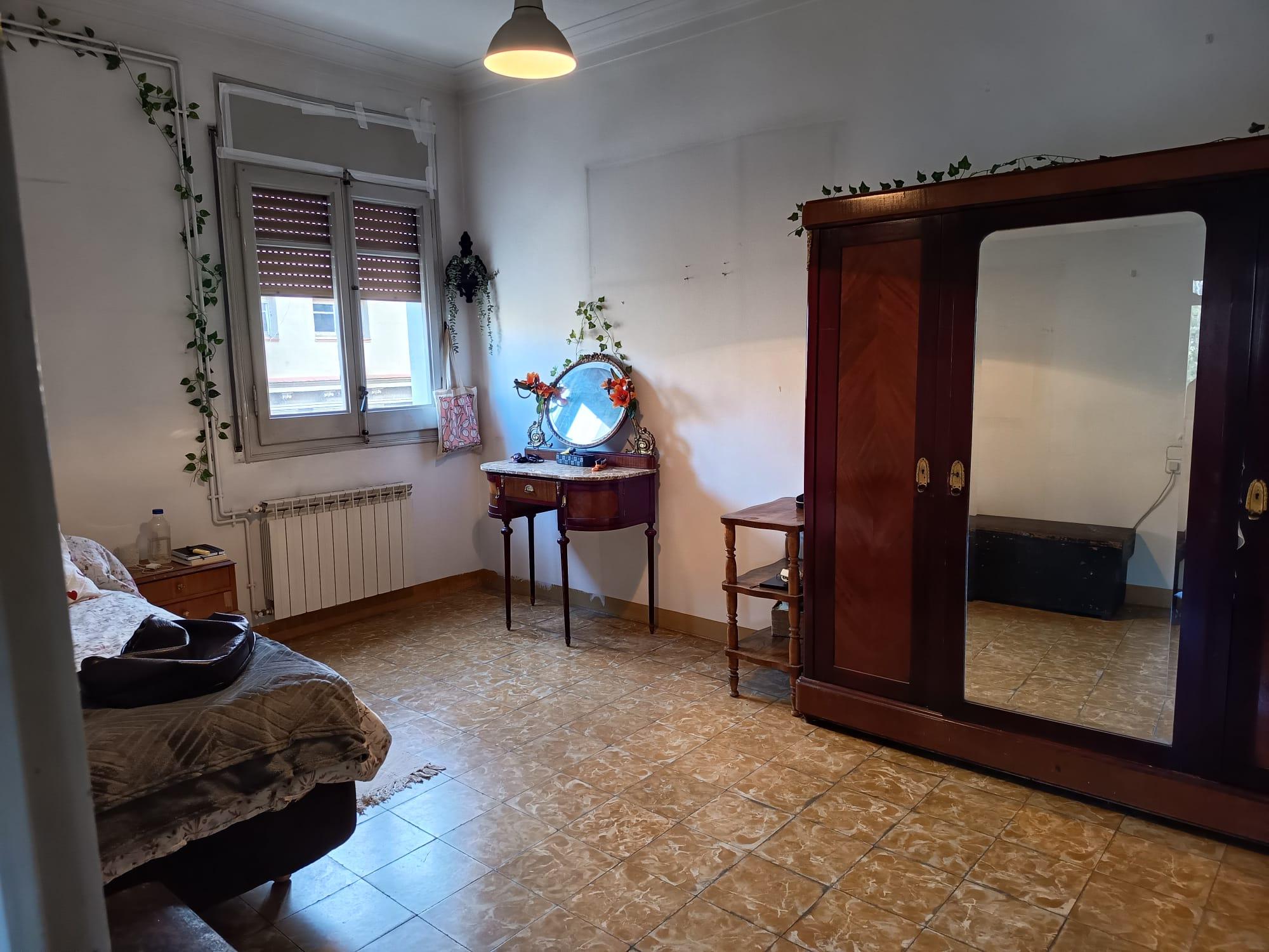 Imagen 11 Piso en venta en Barcelona / Sant Pau - Paral.lel