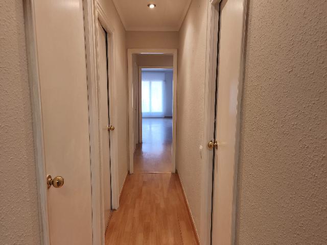 Imagen 18 Inmueble 299242 - Piso en venta en Barcelona / Dos de Maig - Enamorats