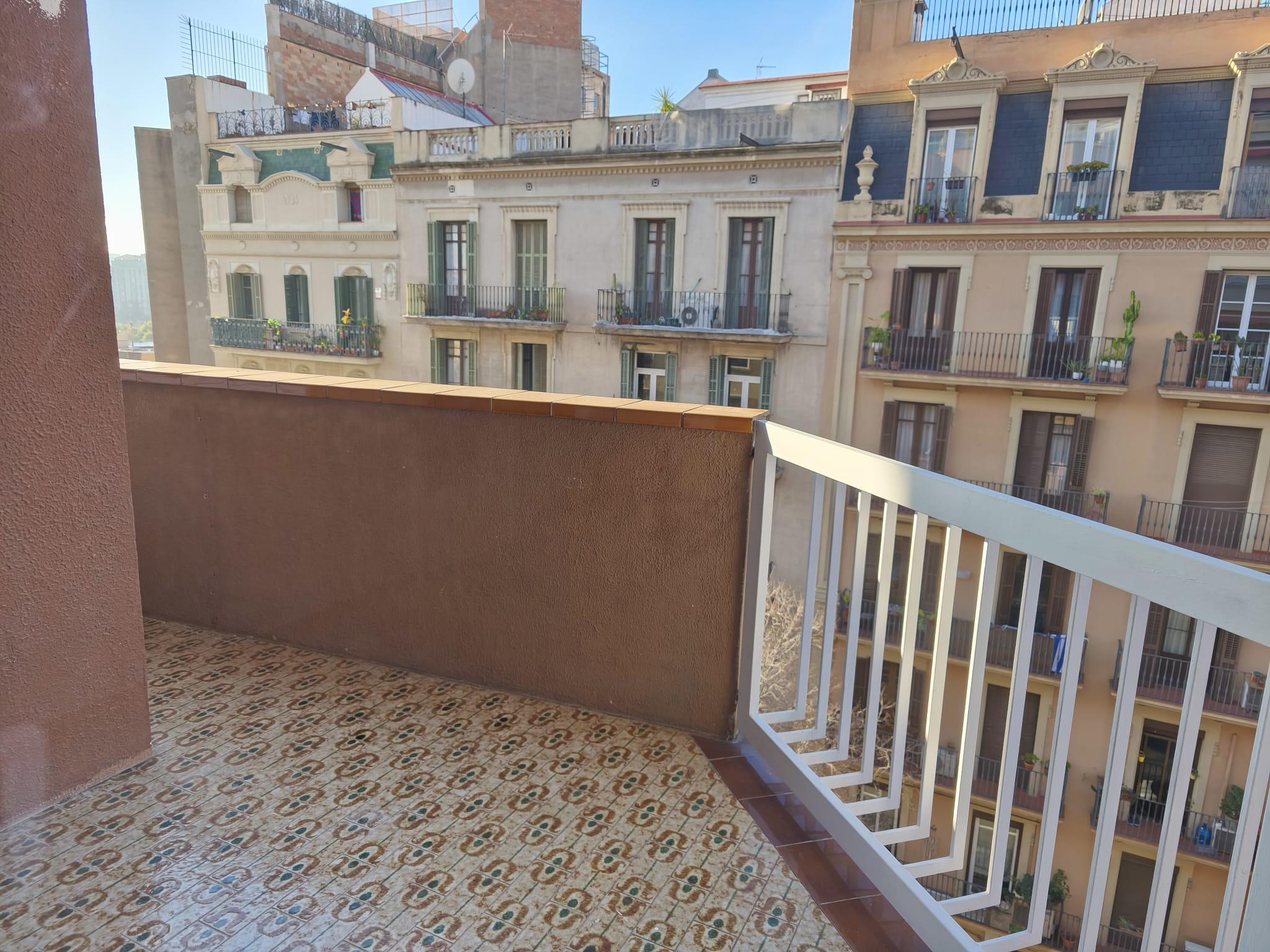 Imagen 17 Piso en venta en Barcelona / Dos de Maig - Enamorats