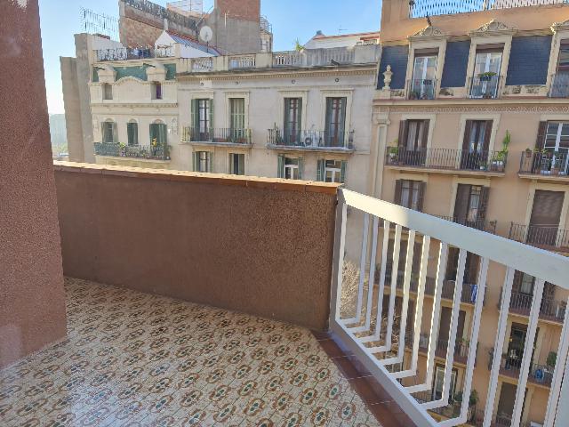 Imagen 17 Inmueble 299242 - Piso en venta en Barcelona / Dos de Maig - Enamorats