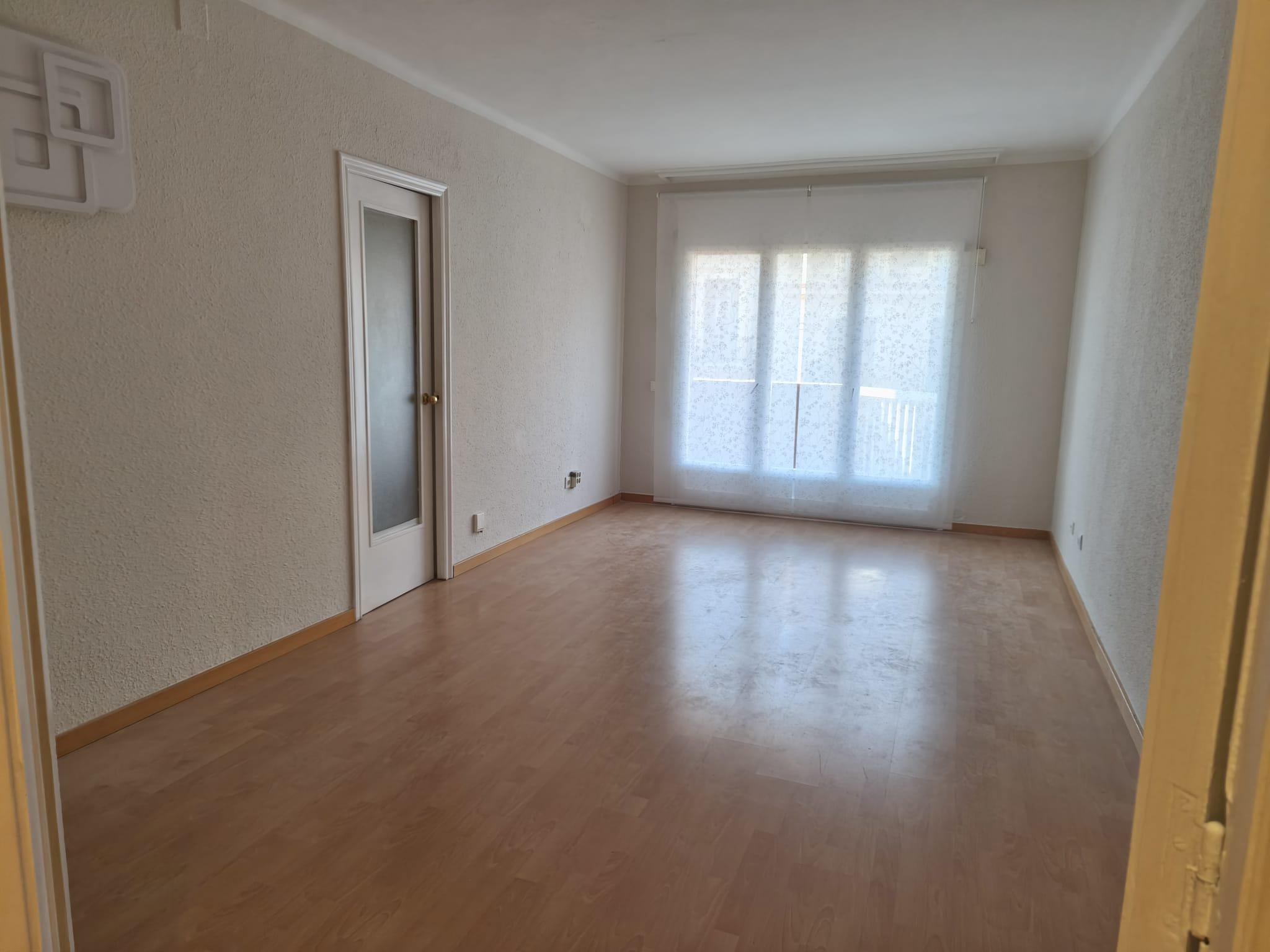 Imagen 1 Piso en venta en Barcelona / Dos de Maig - Enamorats