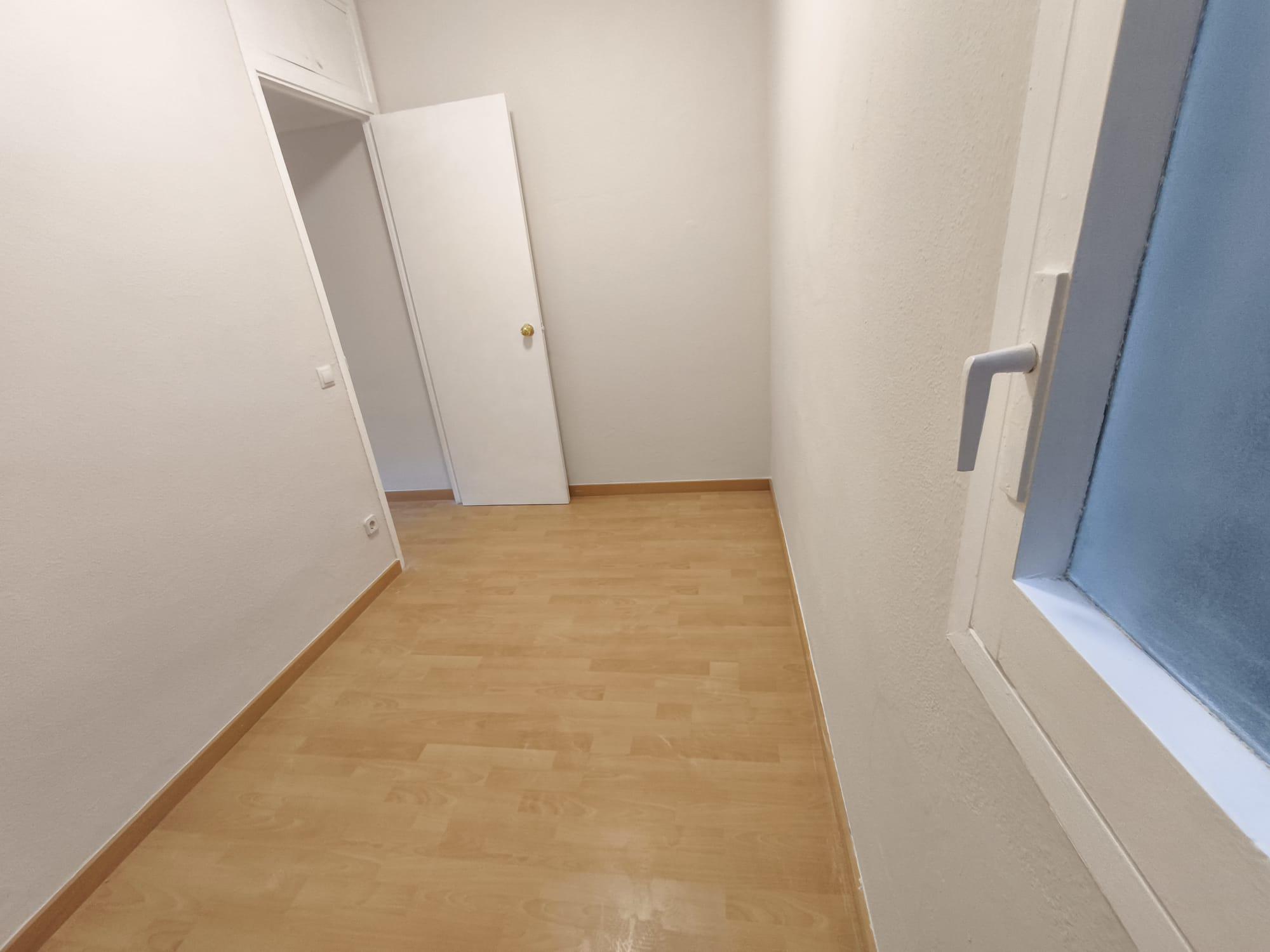 Imagen 9 Piso en venta en Barcelona / Dos de Maig - Enamorats