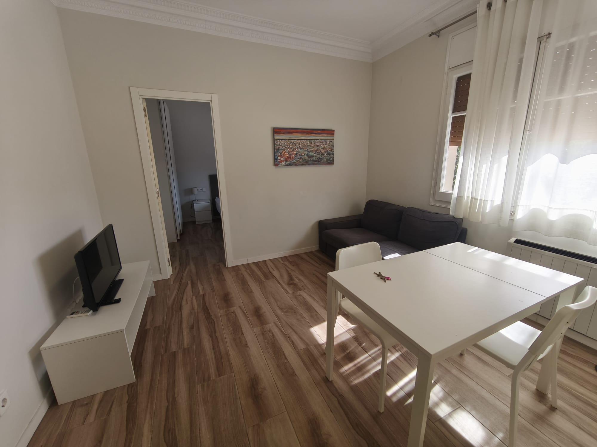 Imagen 2 Piso en venta en Barcelona / Felip ll - Garcilaso