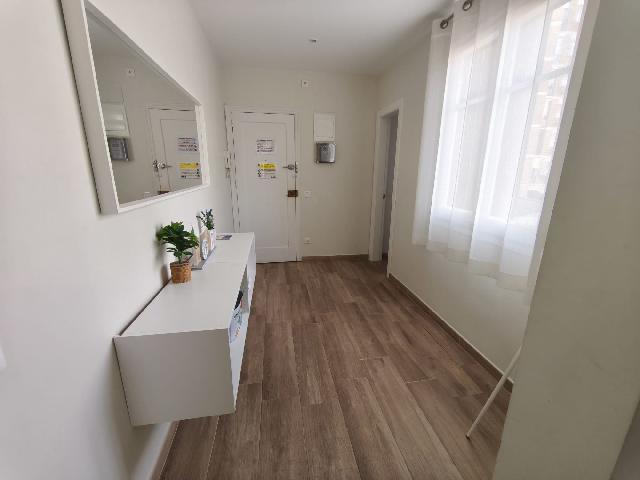 Imagen 8 Inmueble 300856 - Piso en venta en Barcelona / Felip ll - Garcilaso