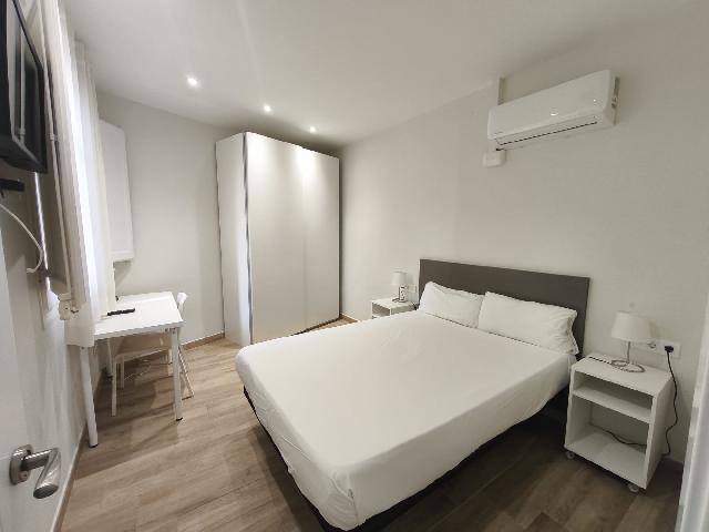 Imagen 10 Inmueble 300856 - Piso en venta en Barcelona / Felip ll - Garcilaso