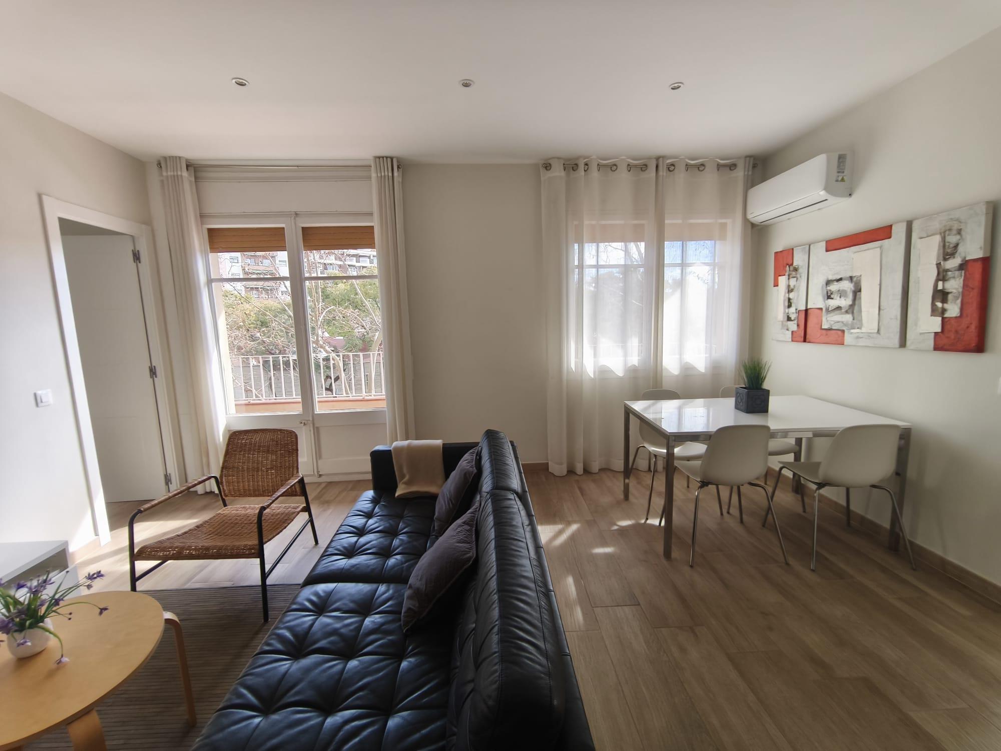 Imagen 2 Piso en venta en Barcelona / Felip ll - Garcilaso