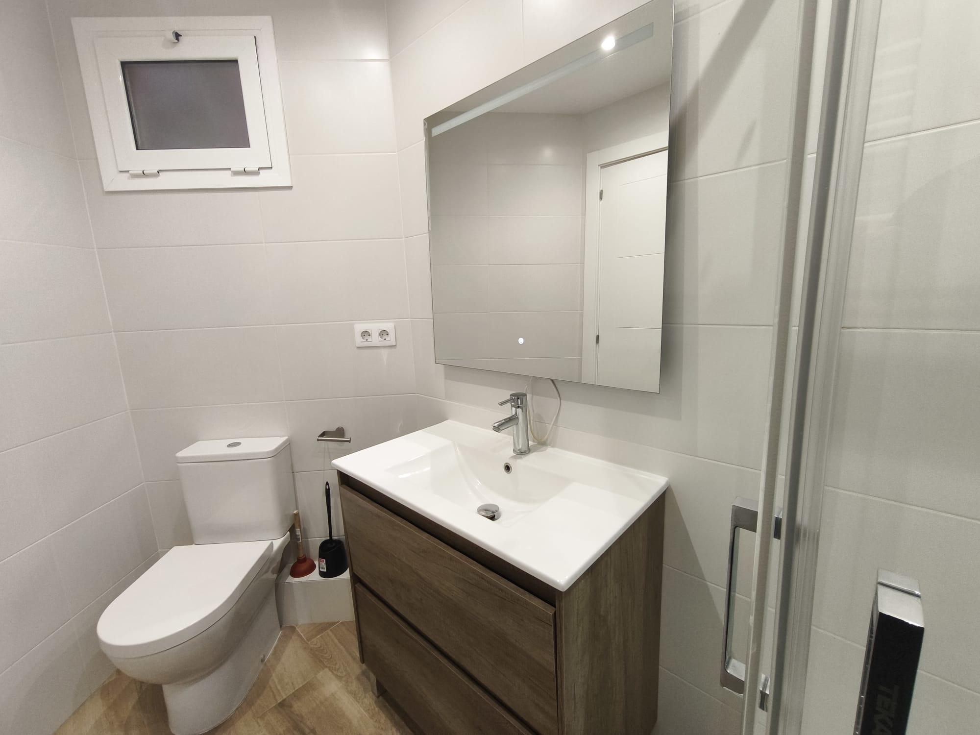 Imagen 15 Piso en venta en Barcelona / Felip ll - Garcilaso