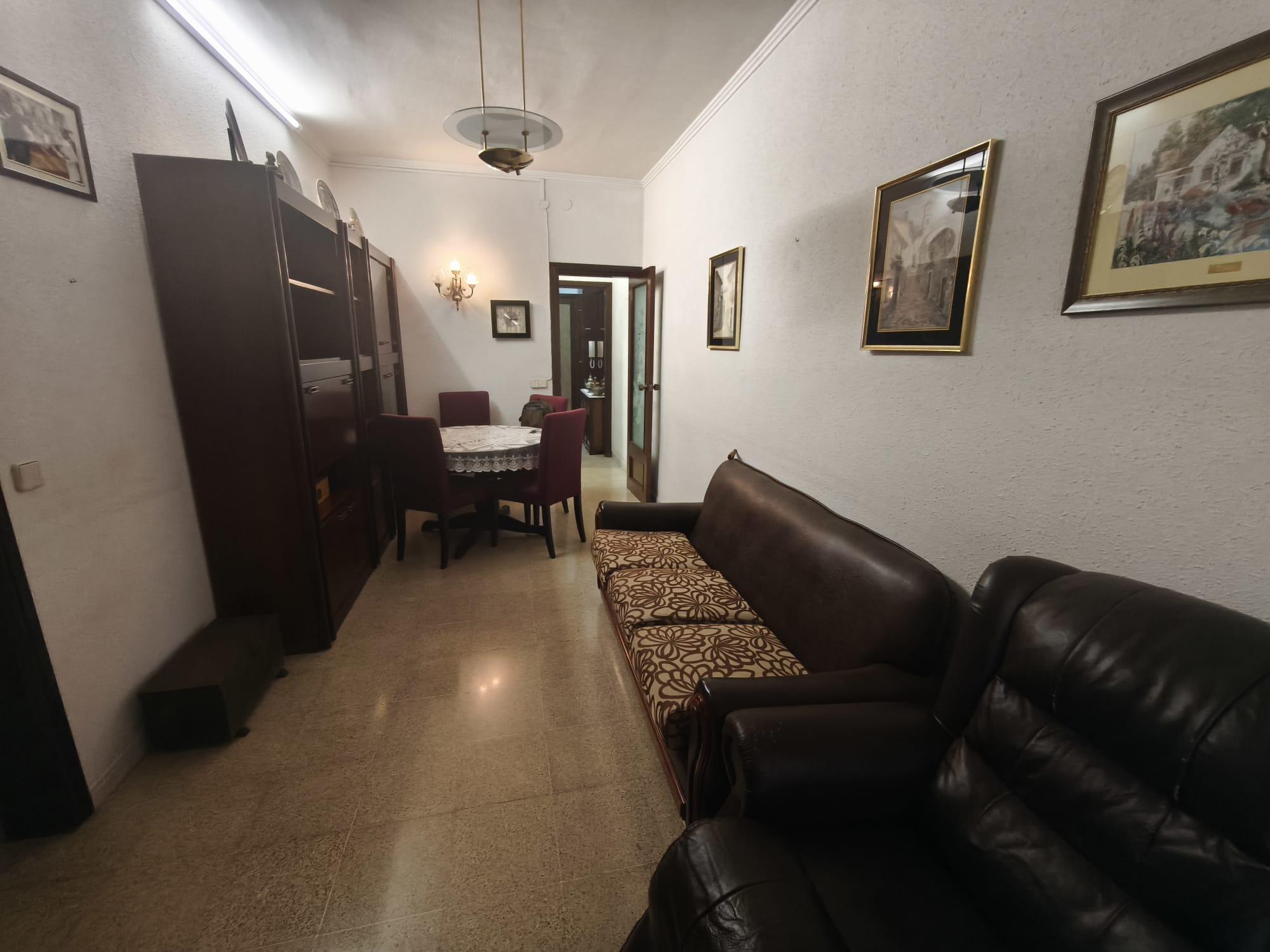 Imagen 2 Planta Baja en venta en Barcelona / Fontova - Degà Bahí