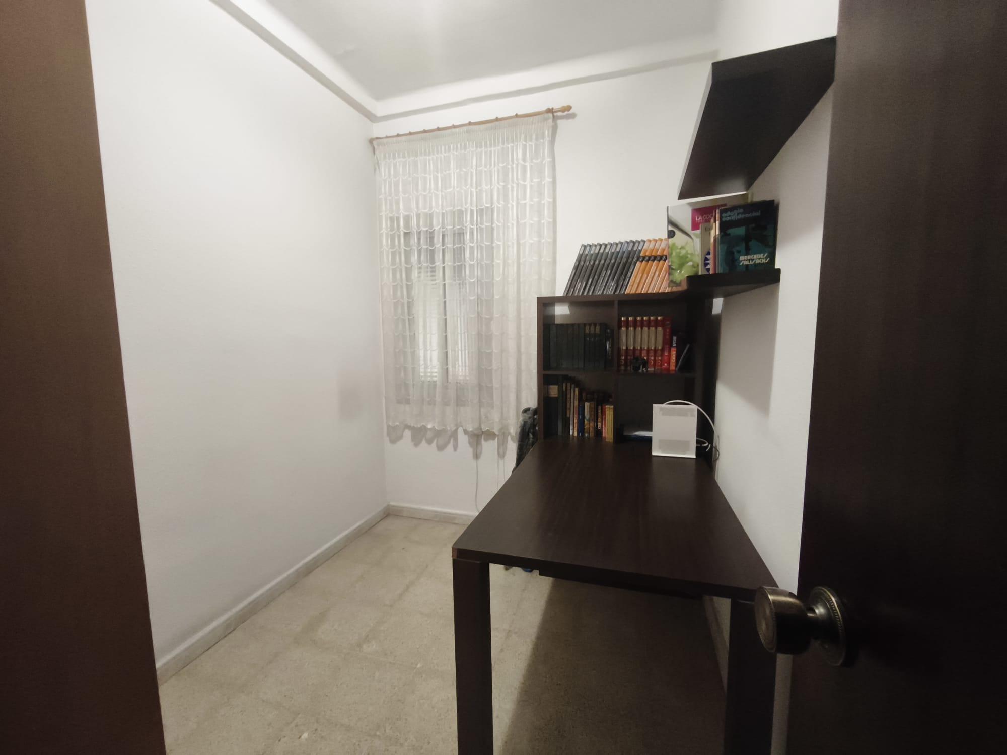 Imagen 10 Planta Baja en venta en Barcelona / Fontova - Degà Bahí