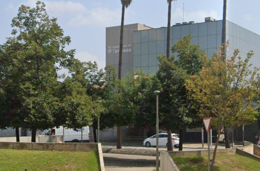Imagen 2 Piso en venta en Terrassa / A lado de la oficina del Soc