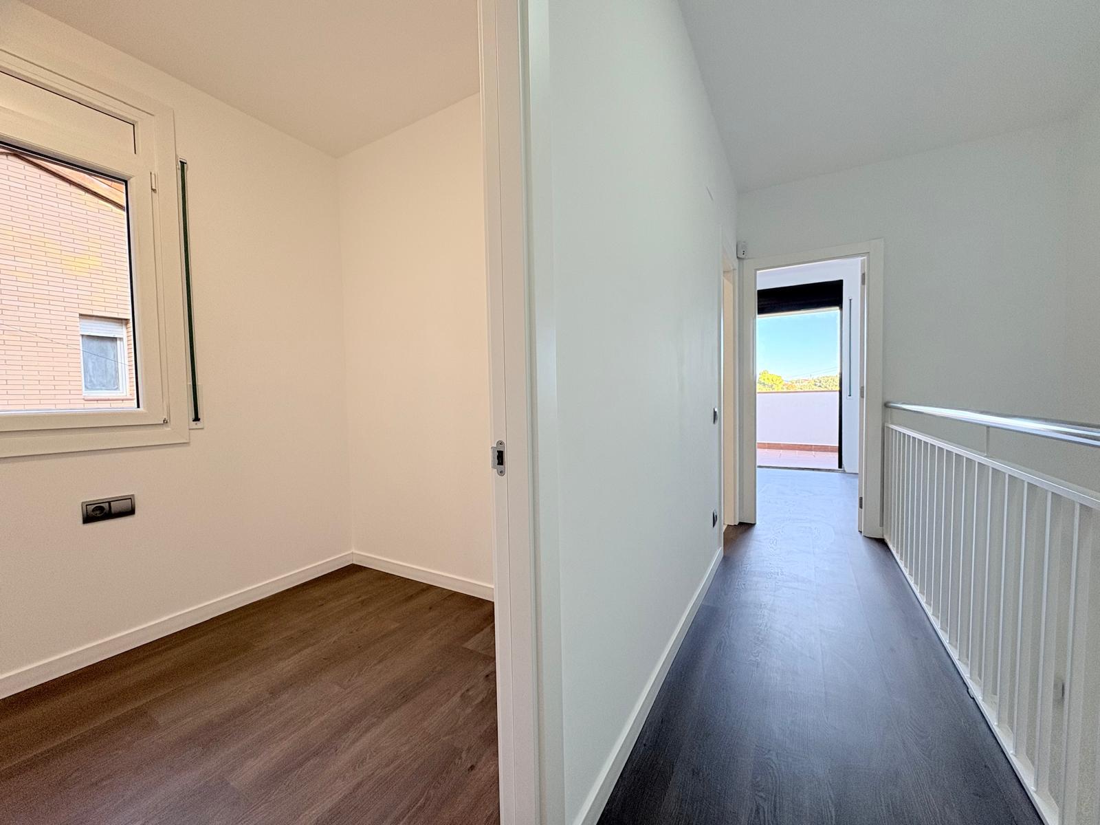 Imagen 9 Casa Adosada en venta en Terrassa / Casa adosada a estrenar en Can Palet de Vistalegre