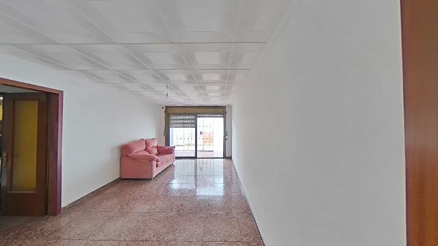 Imagen 2 Inmueble 299915 - Piso en venta en Terrassa / Junto Avinguda del Vallès y N-150