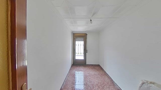 Imagen 14 Inmueble 299915 - Piso en venta en Terrassa / Junto Avinguda del Vallès y N-150