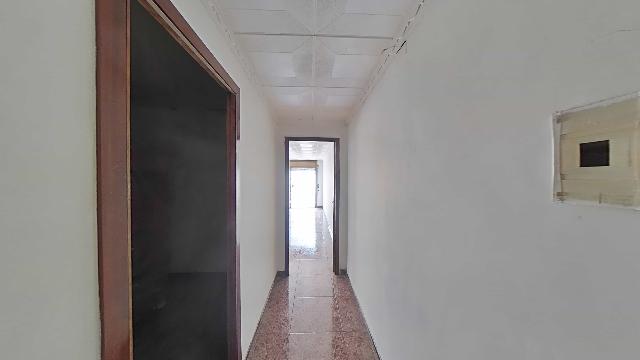 Imagen 4 Inmueble 299915 - Piso en venta en Terrassa / Junto Avinguda del Vallès y N-150