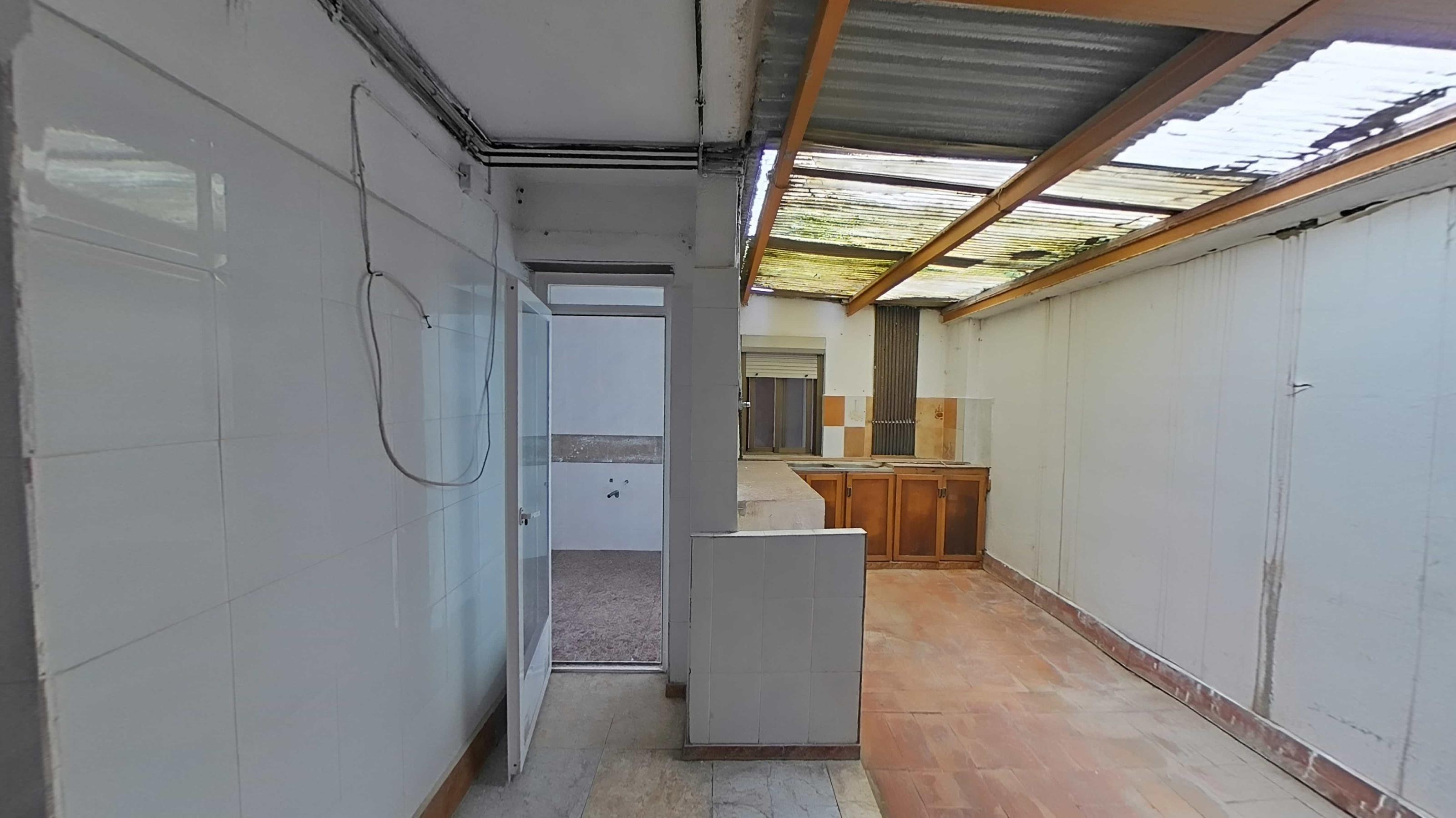 Imagen 13 Piso en venta en Terrassa / Junto Avinguda del Vallès y N-150