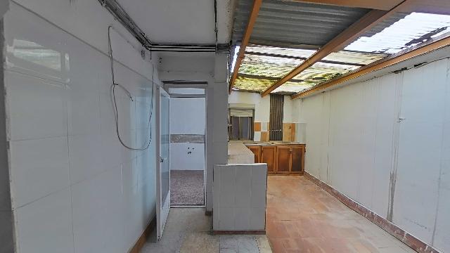 Imagen 13 Inmueble 299915 - Piso en venta en Terrassa / Junto Avinguda del Vallès y N-150