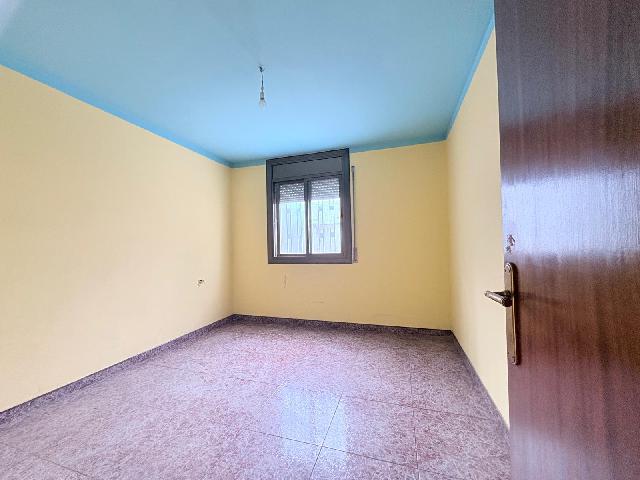 Imagen 9 Inmueble 299915 - Piso en venta en Terrassa / Junto Avinguda del Vallès y N-150