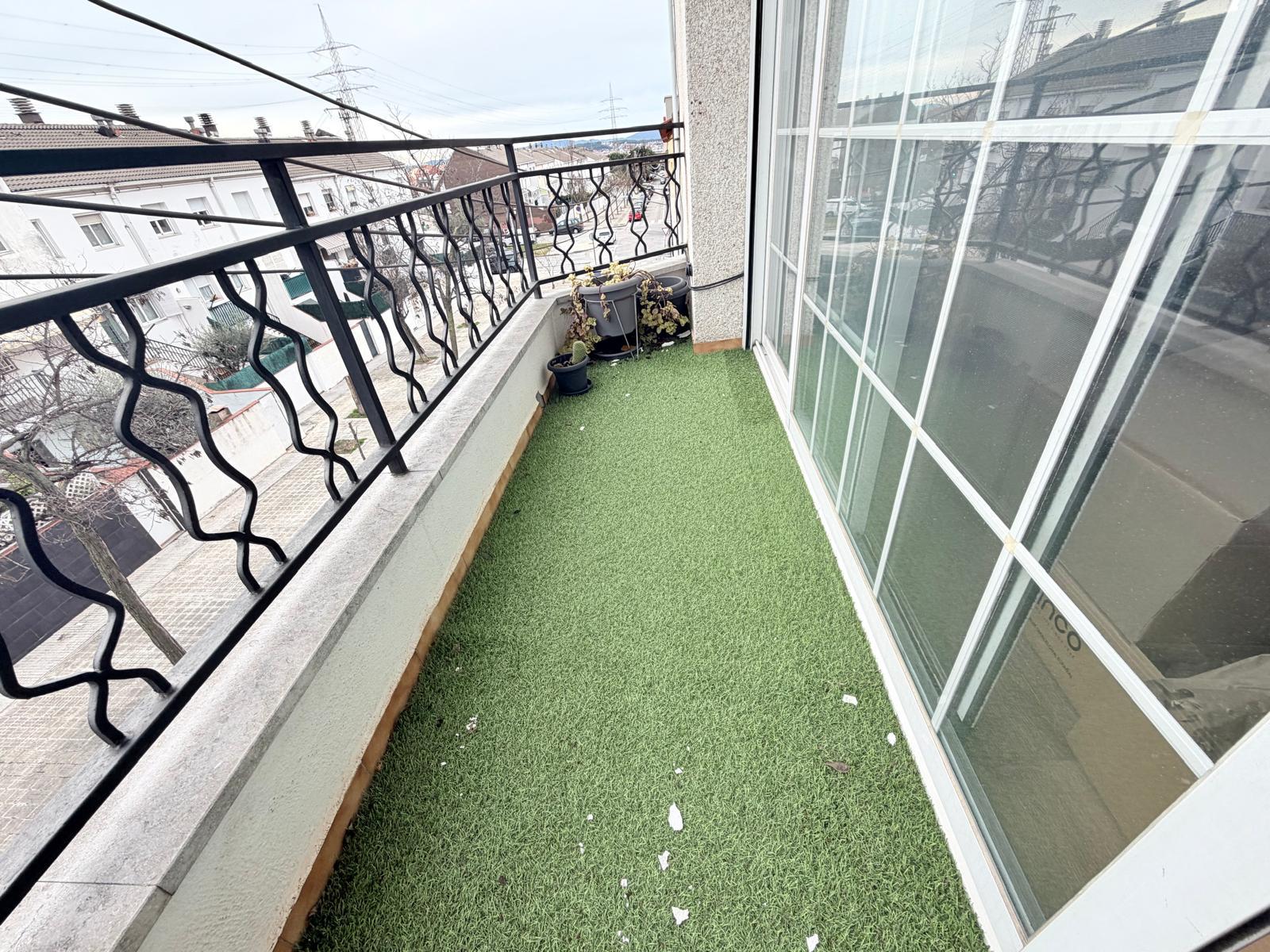 Imagen 10 Piso en venta en Terrassa / A 10 minutos a pie Estación Renfe Est