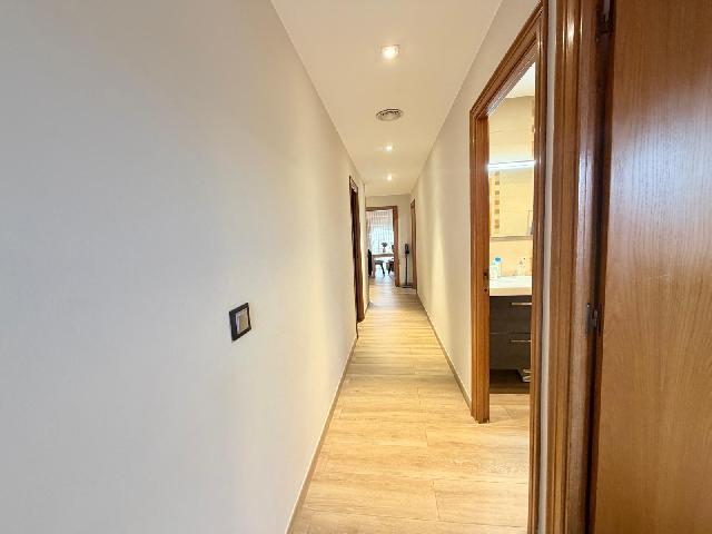 Imagen 15 Inmueble 300207 - Piso en venta en Terrassa / A 10 minutos a pie Estación Renfe Est