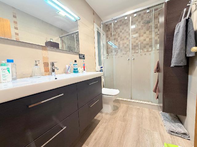 Imagen 16 Inmueble 300207 - Piso en venta en Terrassa / A 10 minutos a pie Estación Renfe Est