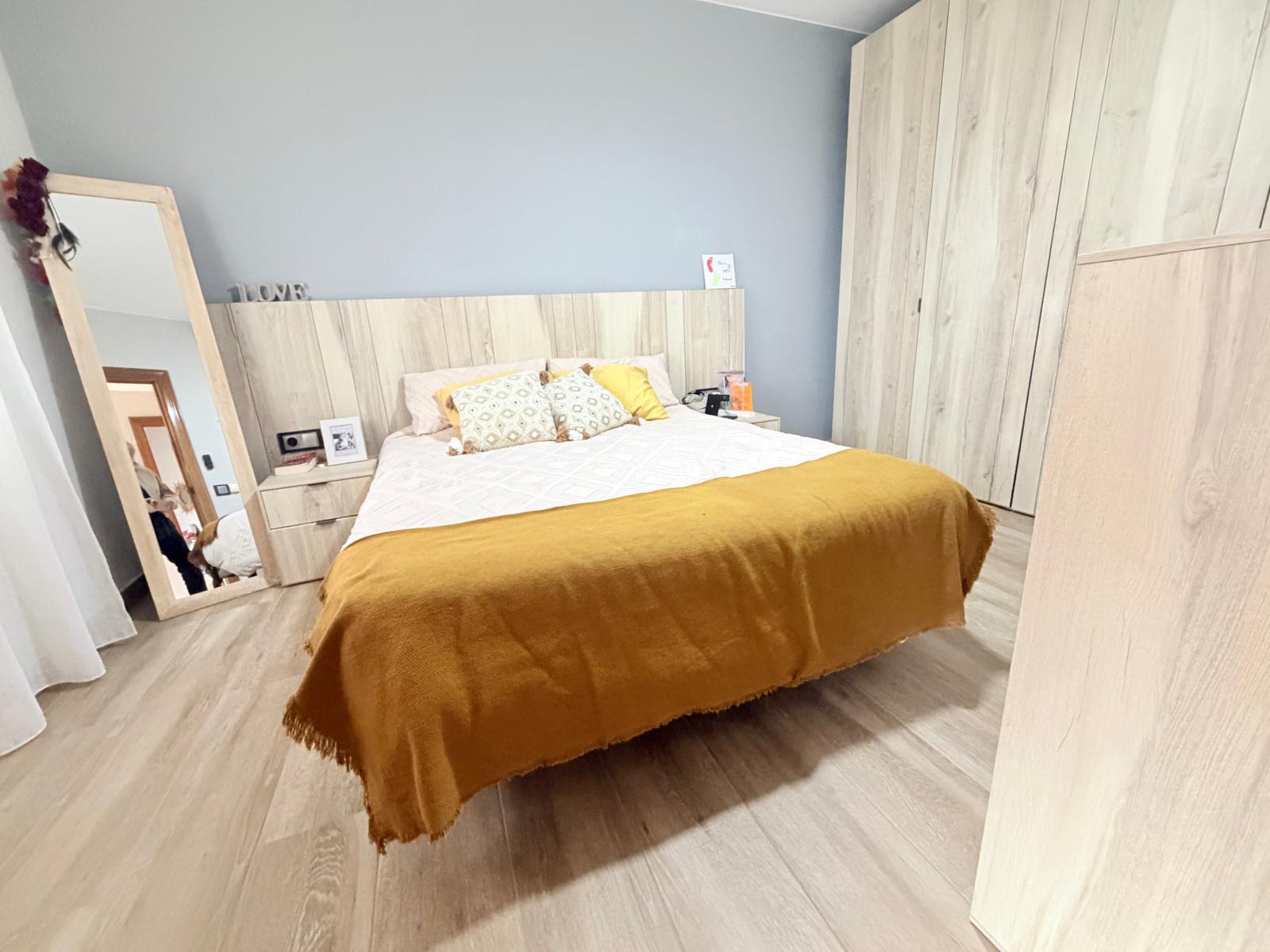 Imagen 12 Piso en venta en Terrassa / A 10 minutos a pie Estación Renfe Est