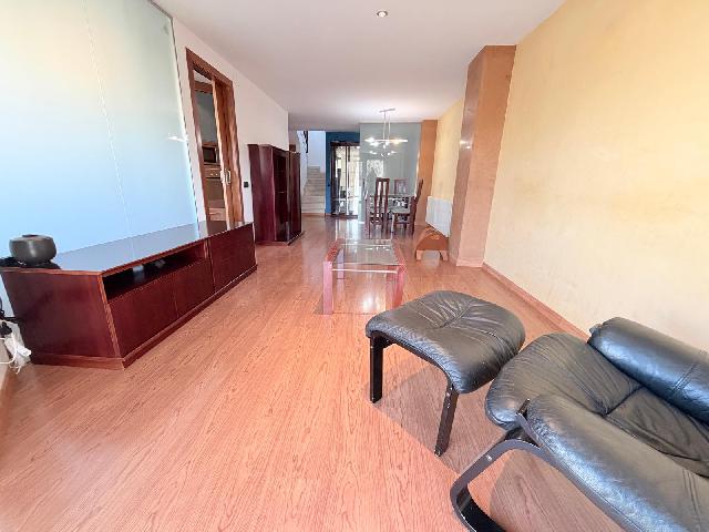 Imagen 1 Inmueble 300282 - Dúplex en venta en Terrassa / Muy cerca enlace B-40 y Ronda Ponent