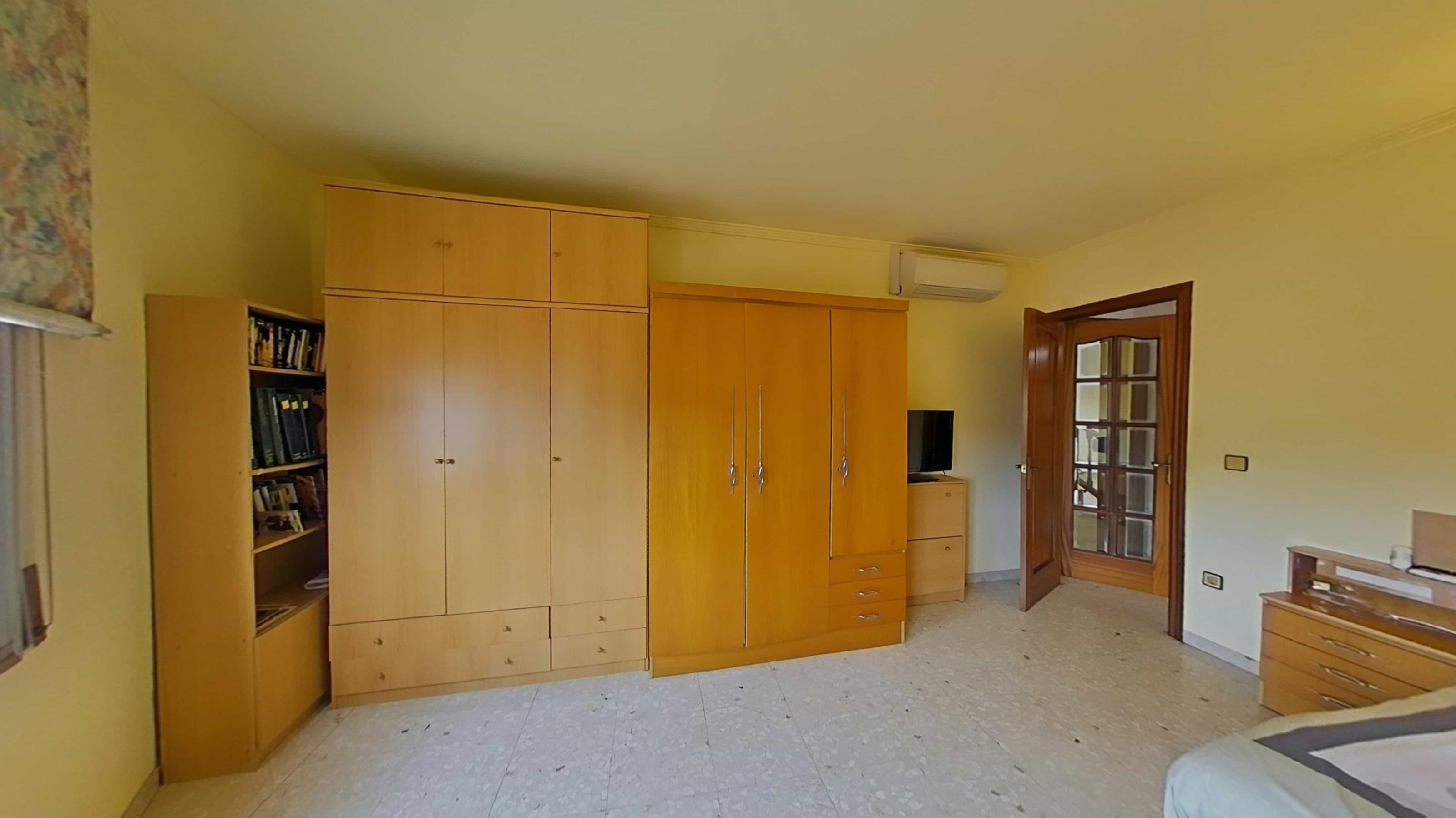 Imagen 18 Casa en venta en Sabadell / A 1 minuto del Corte Ingles y el Parc de Catalunya