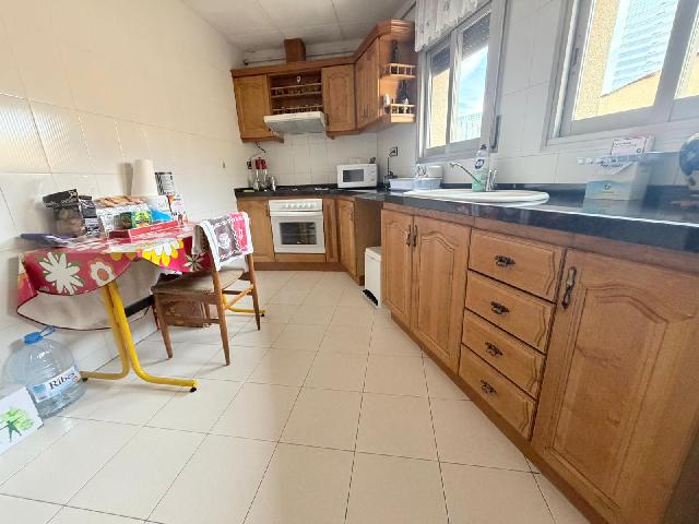 Imagen 2 Inmueble 300732 - Casa en venta en Sabadell / A 1 minuto del Corte Ingles y el Parc de Catalunya