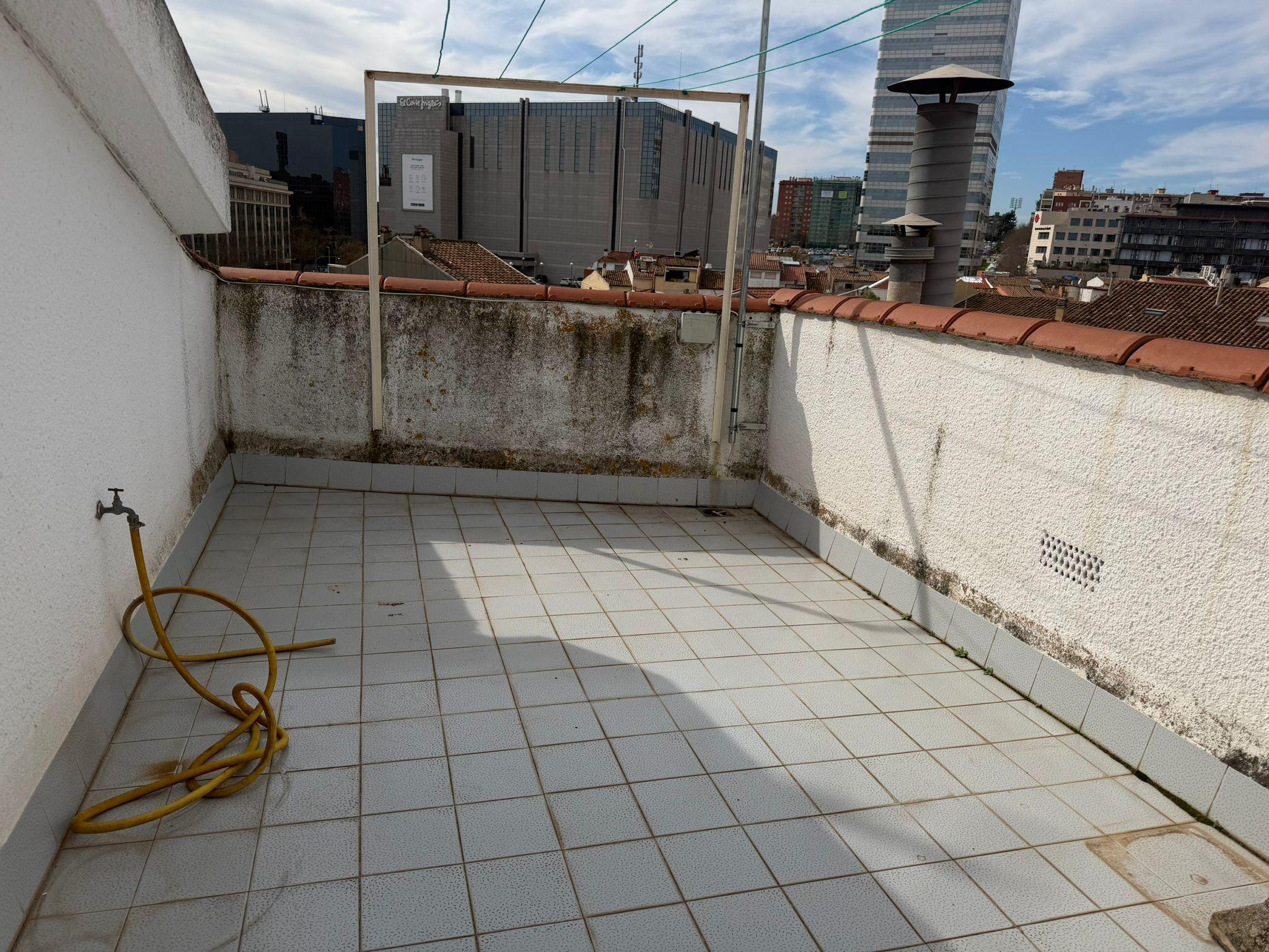 Imagen 11 Casa en venta en Sabadell / A 1 minuto del Corte Ingles y el Parc de Catalunya