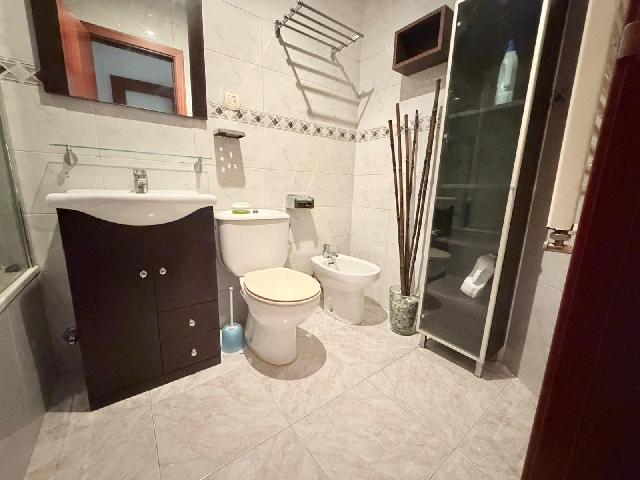 Imagen 5 Inmueble 301106 - Piso en venta en Terrassa / A 15 minutos Estación Renfe Est y C.A.P. Est