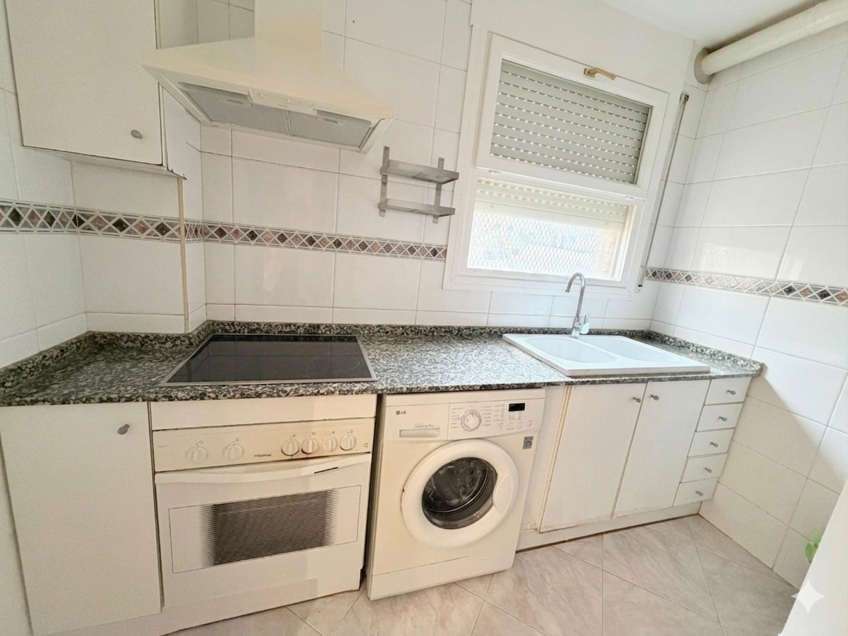 Imagen 3 Piso en venta en Terrassa / A 15 minutos Estación Renfe Est y C.A.P. Est