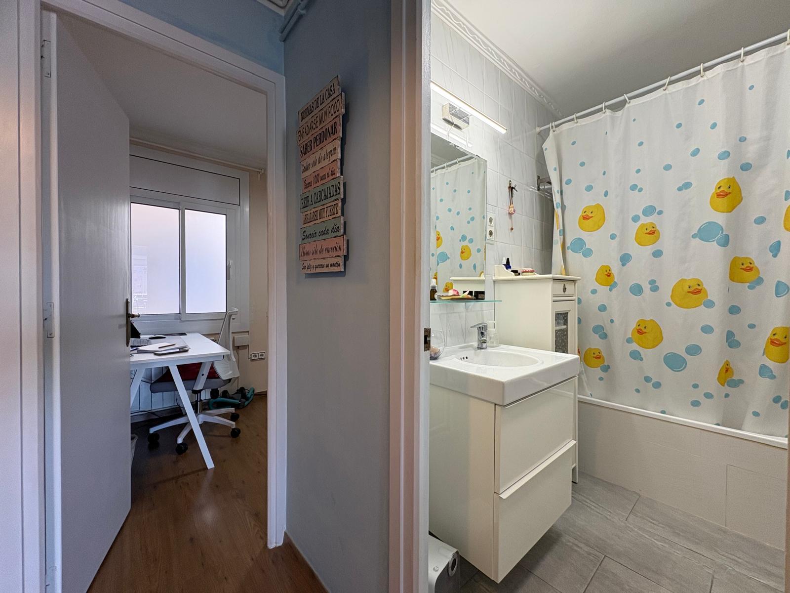 Imagen 10 Piso en venta en Terrassa / A 5 Minutos Parc Sant Jordi