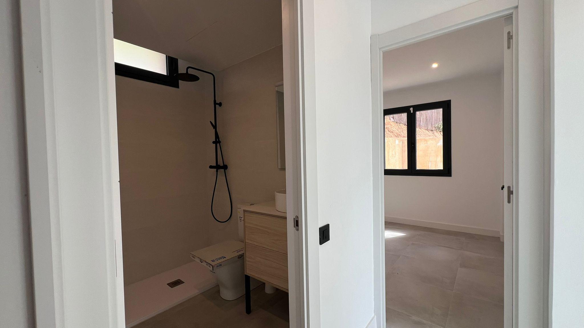 Imagen 17 Casa Aislada en venta en Vallromanes / Cerca de todos los servicios, a 20 minutos de Barcelona 