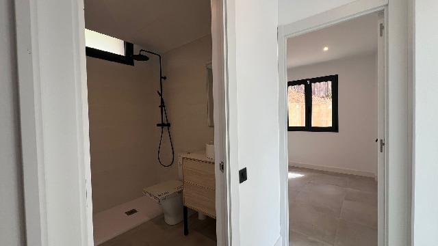 Imagen 17 Inmueble 294561 - Casa Aislada en venta en Vallromanes / Cerca de todos los servicios, a 20 minutos de Barcelona 